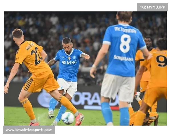 那不勒斯前锋霍伊伦顶替受伤球员首发，对阵帕尔马未能破门